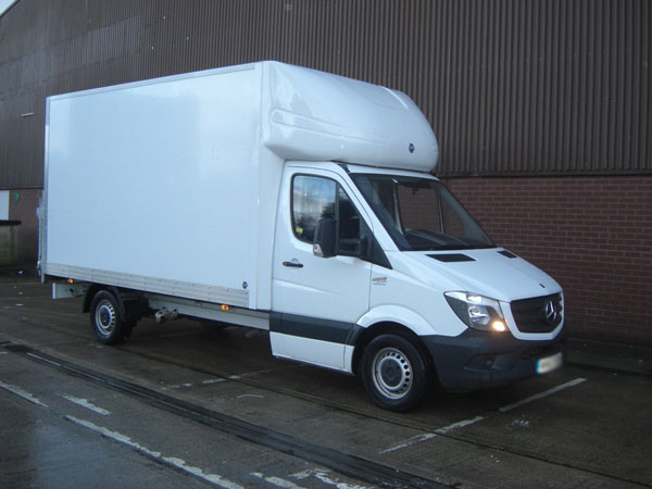 Luton box van